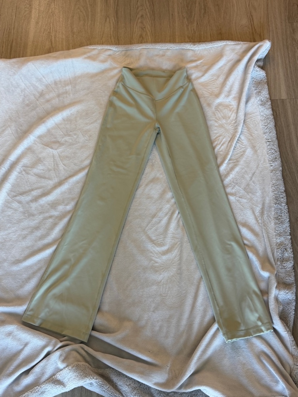lululemon athletica Light Sage Green Leggings